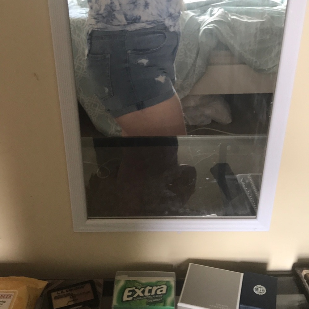 Shorts - Picture 4 of 4
